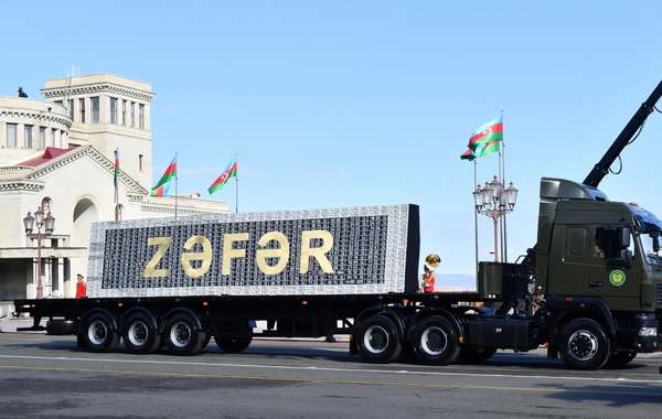Президент Ильхам Алиев выступил на параде Победы в Ханкенди - ОБНОВЛЕНО + ВИДЕО