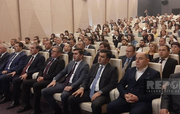 Gəncədə 9 Noyabr - Dövlət Bayrağı Günü münasibətilə konsert proqramı keçirilib - FOTO
