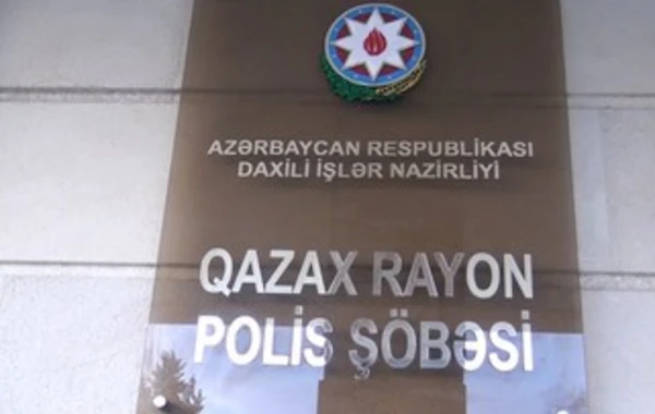 Qazaxda vətəndaşlar qanunsuz saxlanılan ov silahlarını polisə könüllü təhvil verib - FOTO