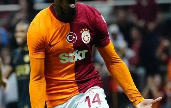 17 oyunluq seriya bitdi! Renatın komandası "Qalatasaray”ı məğlub etdi - FOTO