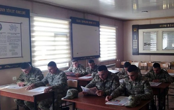 Azərbaycan Ordusunda Konstitusiya Günü münasibətilə silsilə tədbirlər keçirilib - FOTO