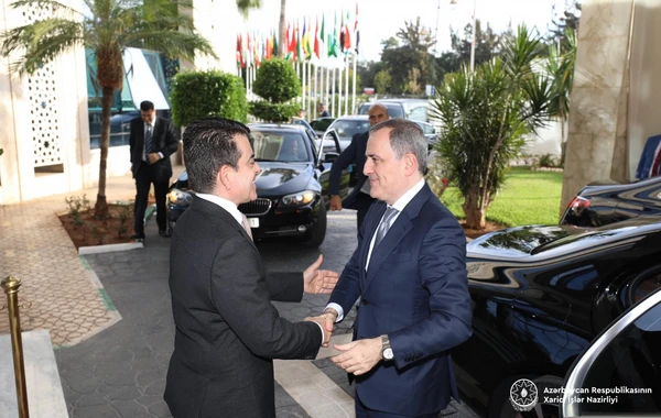 XİN başçısı ICESCO-nun baş direktoru ilə mədəniyyətlərarası dialoqun təşviqi üzrə birgə layihələri müzakirə edib - FOTO