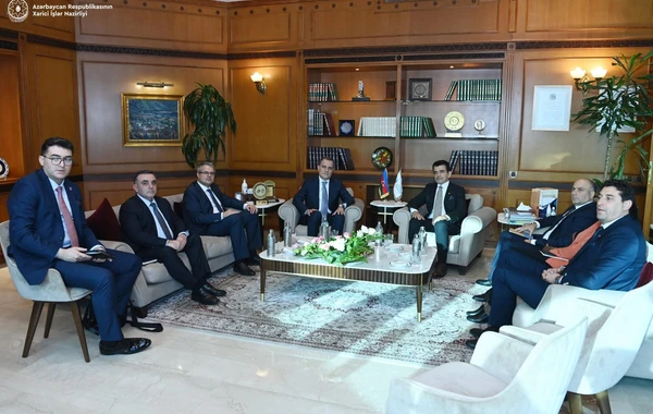 XİN başçısı ICESCO-nun baş direktoru ilə mədəniyyətlərarası dialoqun təşviqi üzrə birgə layihələri müzakirə edib - FOTO