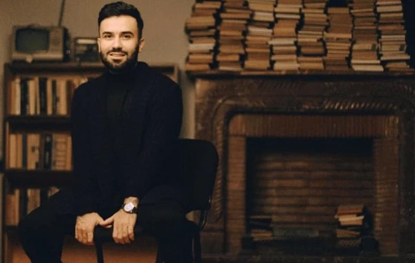 Azərbaycanlı müğənni boşandı - FOTO
