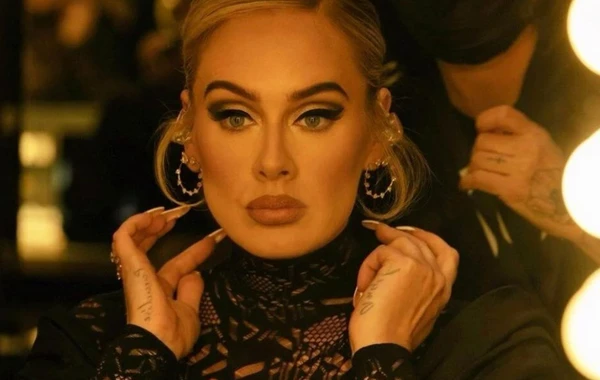 35 yaşlı Adel səvətini iki qat artırır - Öz markasını yaradır - FOTO
