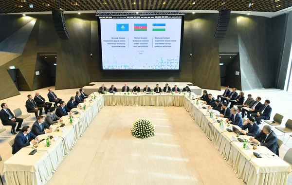 Qazaxıstan və Özbəkistan Azərbaycanın iştirakı ilə yaradılacaq enerji dəhlizlərinə qoşulmaq istəyir - FOTO