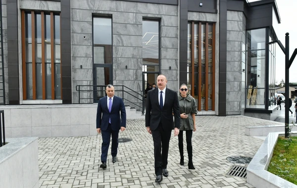 İlham Əliyev və Mehriban Əliyeva İsmayıllıda “DOST EVİ”nin açılışında iştirak ediblər - FOTO - YENİLƏNİB