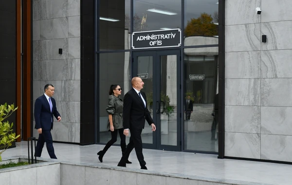 İlham Əliyev və Mehriban Əliyeva İsmayıllıda “DOST EVİ”nin açılışında iştirak ediblər - FOTO - YENİLƏNİB