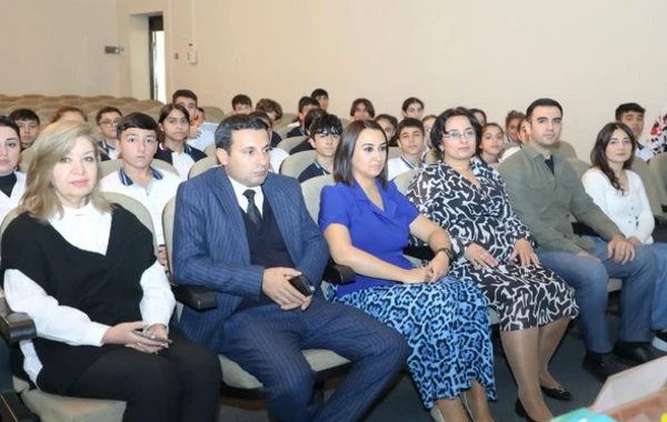 Bakıdakı məktəbdə şagirdlərin bəzilərində xəstəliklər aşkarlandı - FOTO