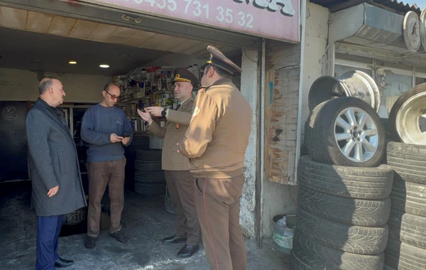 Bakıda sahibkarlıq obyektində yanğın təhlükəsi aradan qaldırılıb - FOTO/VİDEO