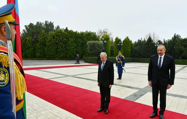 Состоялась церемония официальной встречи Президента Ирака - ФОТО