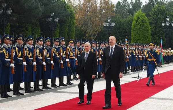 Состоялась церемония официальной встречи Президента Ирака - ФОТО