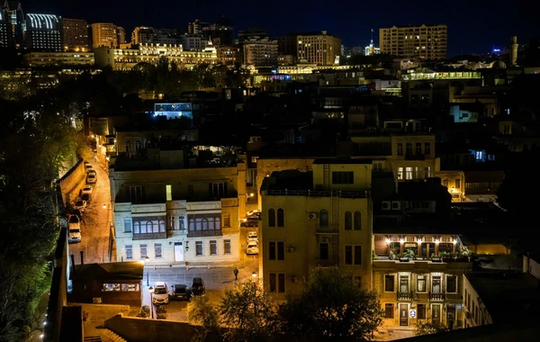 Macarıstanın xarici işlər və ticarət naziri Azərbaycana səfərə gəlib - FOTO