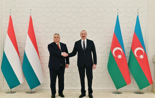 Prezident İlham Əliyev Macarıstanın Baş naziri ilə görüşüb - YENİLƏNİB - FOTO
