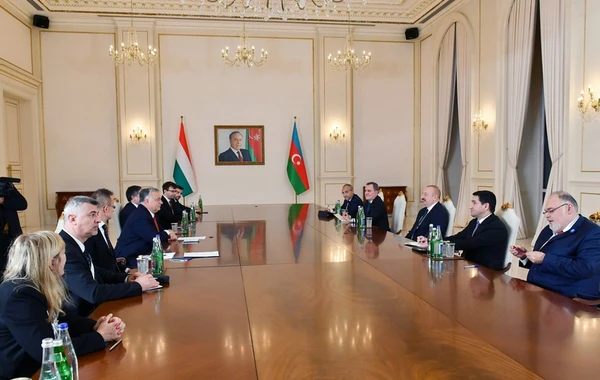 Prezident İlham Əliyev Macarıstanın Baş naziri ilə görüşüb - YENİLƏNİB - FOTO