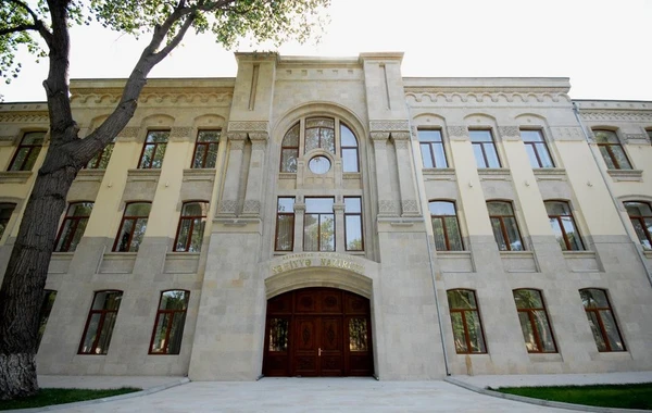 Səhiyyə Nazirliyi ailə qurmaq istəyən şəxslərə çağırış edib