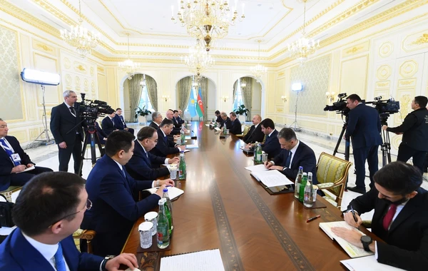 Состоялась встреча президентов Азербайджана и Казахстана - ОБНОВЛЕНО + ФОТО