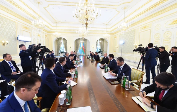 Состоялась встреча президентов Азербайджана и Казахстана - ОБНОВЛЕНО + ФОТО