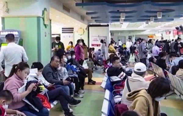 Çində yeni epidemiya yayılıb - Xəstəxanalar adamla dolub-daşır - FOTO
