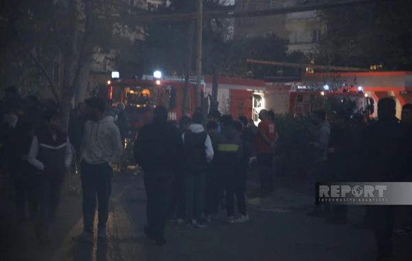 Bakıda yaşayış evinin zirzəmisində yanğın baş verib - FOTO