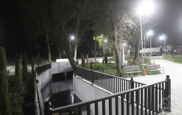 Əsrarəngiz mənzərəsi olan Zabux kəndi gecələr al-əlvan işıqları ilə diqqət çəkir - FOTO