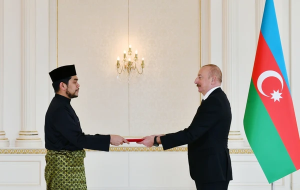 Azərbaycan Prezidenti Malayziyanın yeni səfirinin etimadnaməsini qəbul edib - YENİLƏNİB - FOTO