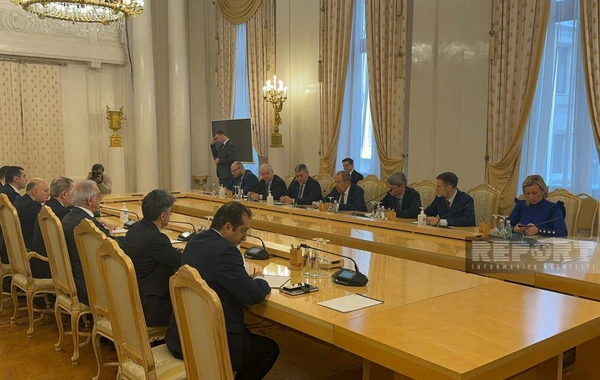 XİN başçıları İrəvan və Bakı arasında normallaşma üçün səylərin artırılmasını müzakirə ediblər - FOTO - YENİLƏNİB
