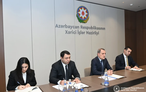 Ceyhun Bayramov Yaponiya səfirini diplomatik fəaliyyətinin başa çatması ilə əlaqədar qəbul edib - FOTO