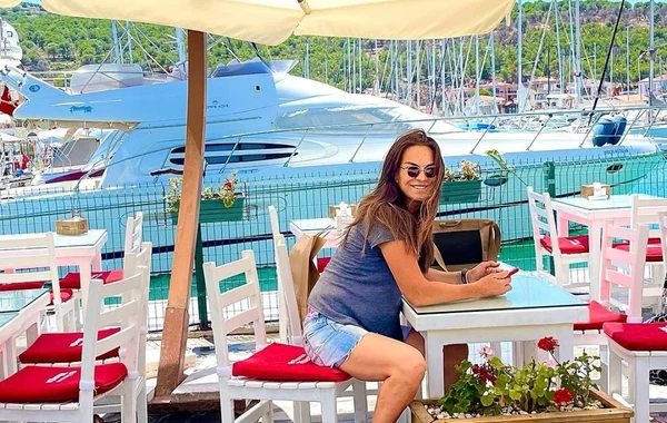 “Arka Sokaklar” serialının qəhrəmanı görənləri heyrətləndirdi - FOTO