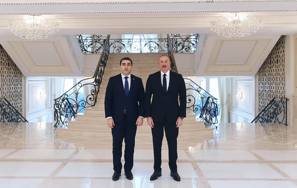 Президент Ильхам Алиев принял делегацию во главе с председателем парламента Грузии - ОБНОВЛЕНО + ФОТО