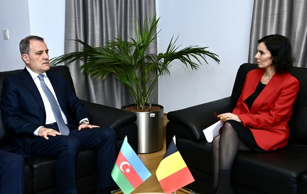 Ceyhun Bayramov belçikalı həmkarı ilə görüşüb - FOTO