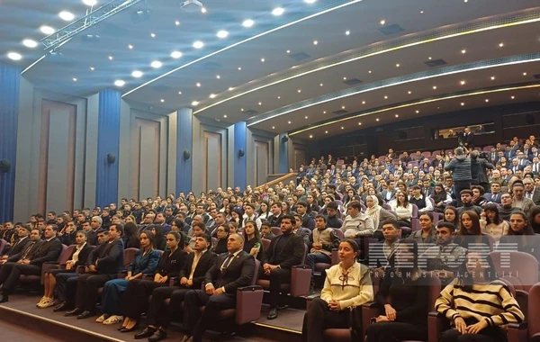 Naxçıvanda Ümummilli Lider Heydər Əliyevin xatirəsi yad olunub - FOTO