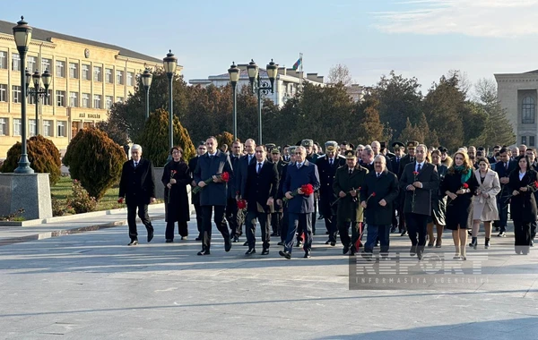 Naxçıvanda Ümummilli Lider Heydər Əliyevin xatirəsi yad olunub - FOTO