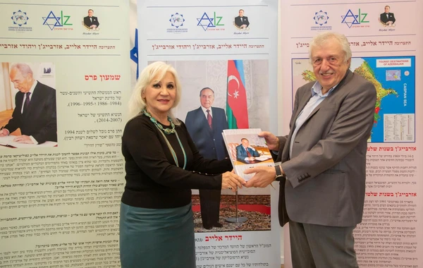 İsraildə Heydər Əliyev və Azərbaycan yəhudiləri mövzusunda fotosərgi açılıb - FOTO
