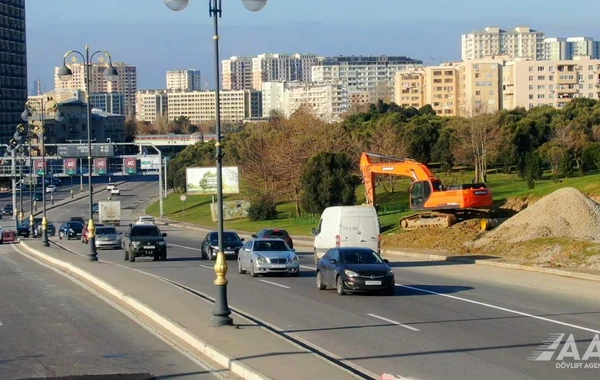 Bakının 8 Noyabr prospektinin bir hissəsi təmir olunur - FOTO/VİDEO