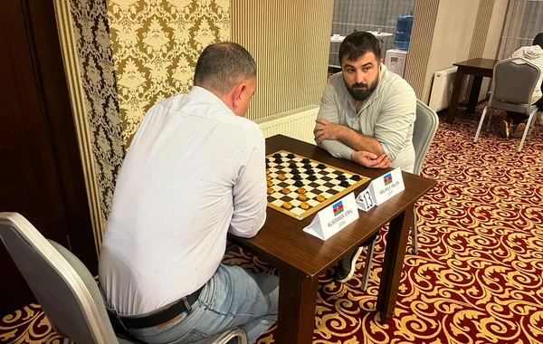 Bakıda dama üzrə beynəlxalq yarış keçirilir - FOTO