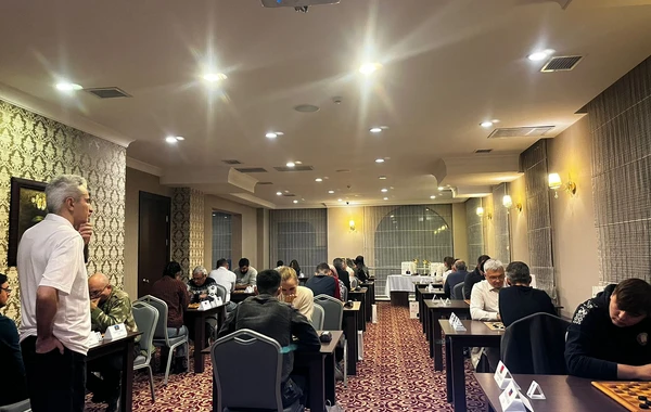 Bakıda dama üzrə beynəlxalq yarış keçirilir - FOTO