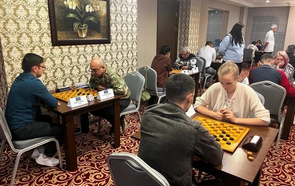 Bakıda dama üzrə beynəlxalq yarış keçirilir - FOTO