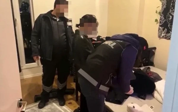 Qadınlar avtobusda narkotik hazırlayıb videoya çəkdilər - Həbs olundular - FOTO