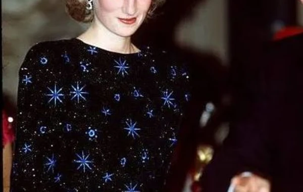 Платье принцессы Дианы продали на аукционе за рекордную сумму - ФОТО