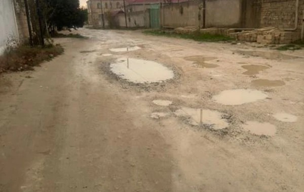 Şəhidin adını daşıyan küçədə bərbad yol - FOTO