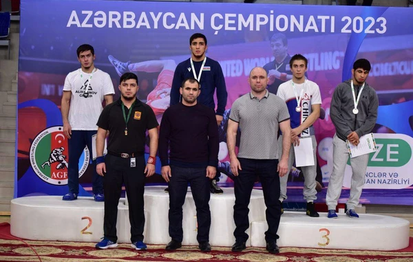 Sərbəst və yunan-Roma güləşi üzrə Azərbaycan çempionatı başlayıb - FOTO