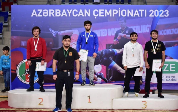 Sərbəst və yunan-Roma güləşi üzrə Azərbaycan çempionatı başlayıb - FOTO