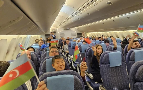 AZAL Bakıdan Pekinə birbaşa reys həyata keçirib - FOTO