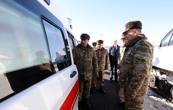Zakir Həsənov Laçında hərbi qulluqçularla görüşüb - FOTO/VİDEO
