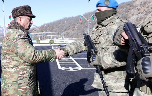 Zakir Həsənov Laçında hərbi qulluqçularla görüşüb - FOTO/VİDEO