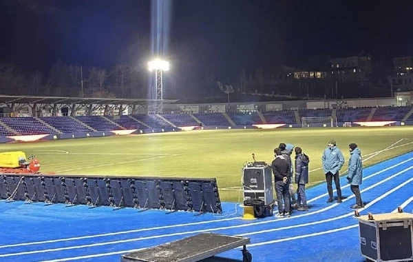Xankəndi stadionu işıqlandırıldı, lövhələr quraşdırıldı - FOTO