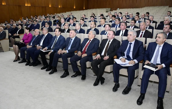 Prezidenti seçkiləri ilə əlaqədar YAP-ın Tədbirlər Planının icra vəziyyəti müzakirə olunub - FOTO