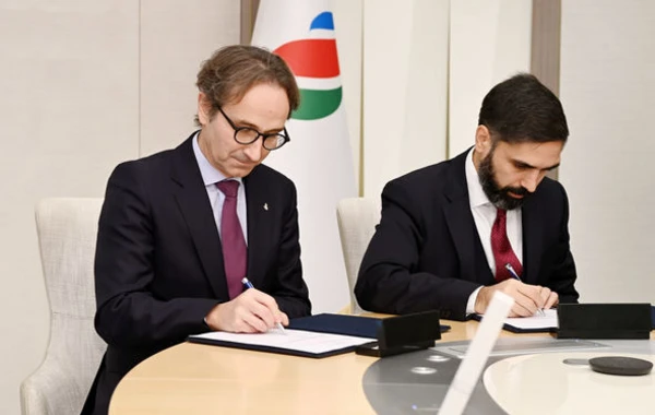 SOCAR приобрела доли Equinor в трех проектах - ФОТО