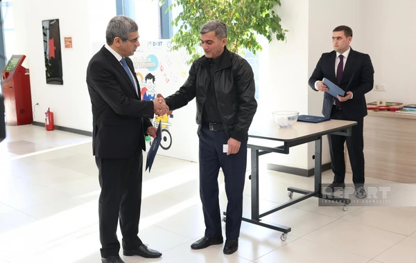Şəhid ailələrinə, müharibə əlillərinə daha 200 mənzil və fərdi ev verilib - FOTO